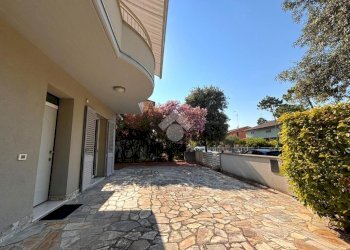 Portion of a house Viale dei Lecci, Ravenna (neighborhood Marina Romea) - photo 41