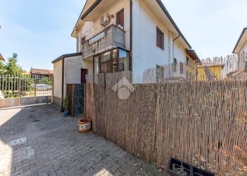 Three-room apartment Via Giuseppe Mazzini, Lainate - photo 2