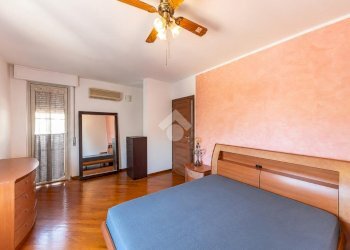 Three-room apartment Via Giuseppe Mazzini, Lainate - photo 12