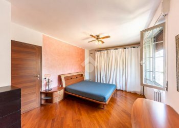 Three-room apartment Via Giuseppe Mazzini, Lainate - photo 13