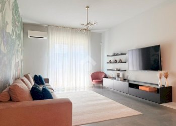 Four-room apartment Via Fratellanza, Bollate - photo 2