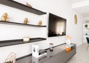Four-room apartment Via Fratellanza, Bollate - photo 5