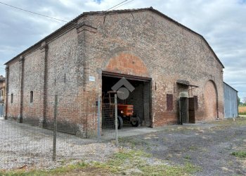 Rustico Via Comacchio, Ferrara (zona Cona) - foto 2