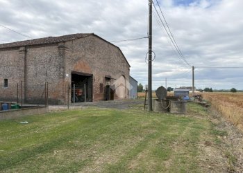 Rustico Via Comacchio, Ferrara (zona Cona) - foto 4