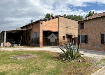 Rustico Via Comacchio, Ferrara (zona Cona) - foto 8