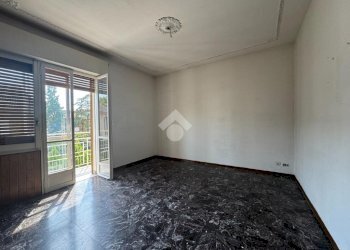 Four-room apartment Via Vicenza, Modena (neighborhood Buon Pastore - Parco Amendola) - photo 2