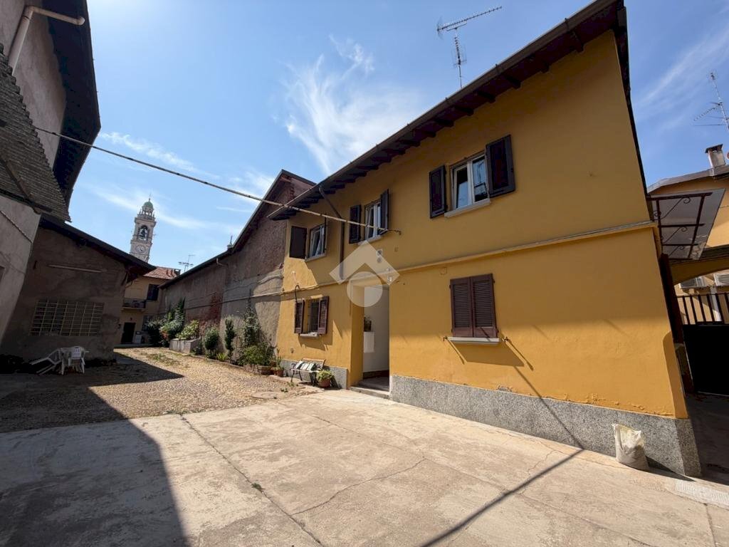 Rustic Via Ancillotto, Magenta - photo 1