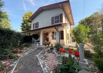 Villa via Cervi, Campegine - foto 1