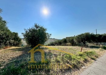 Foto 1 - Terreno edificabile strada comunale sant'agnello
87, Elice - foto 1
