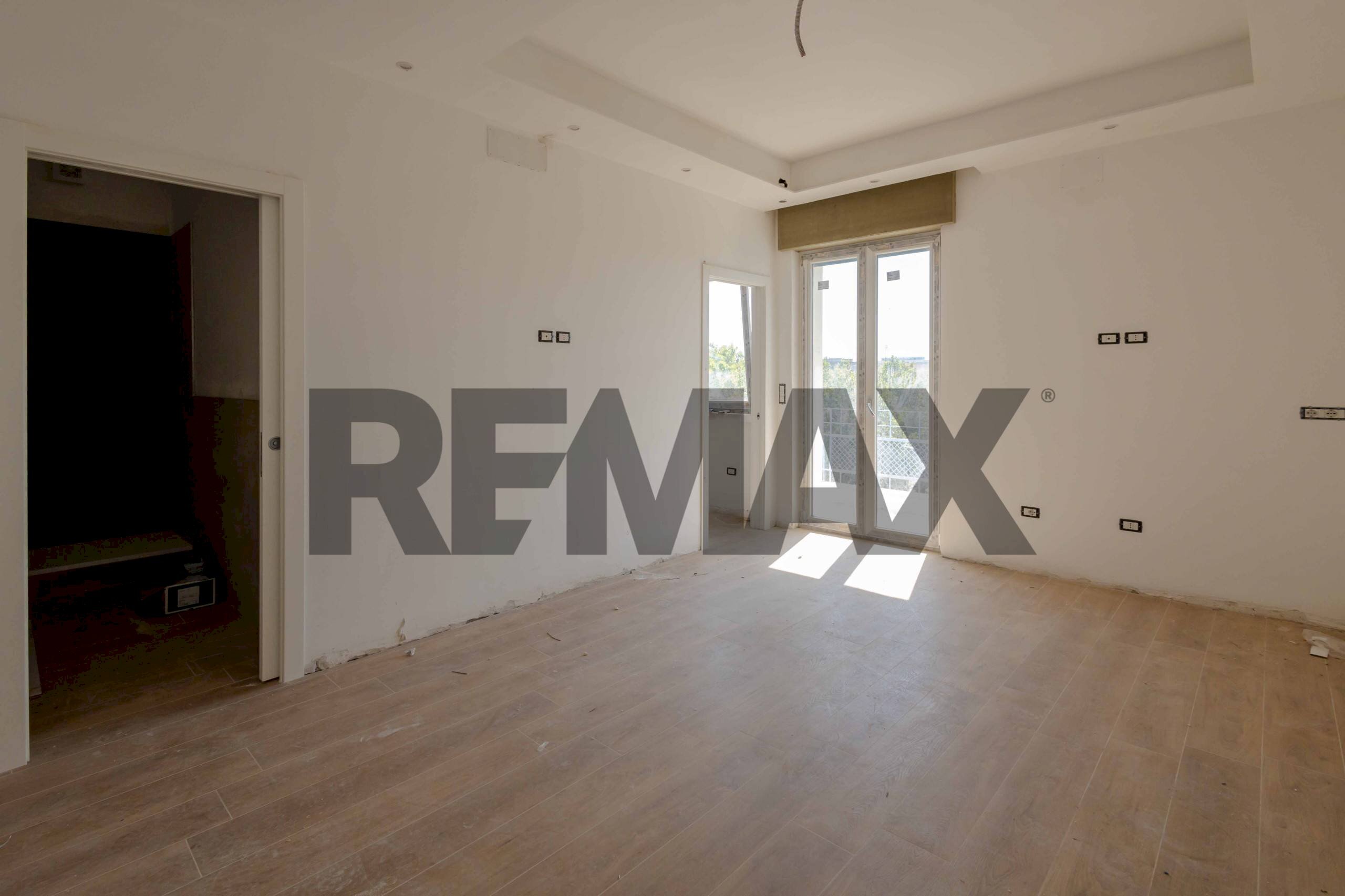 Stanza vuota - Two-room apartment Via Aristosseno
7, Bari - photo 3