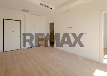 Stanza vuota - Two-room apartment Via Aristosseno
 
7, Bari - photo 4