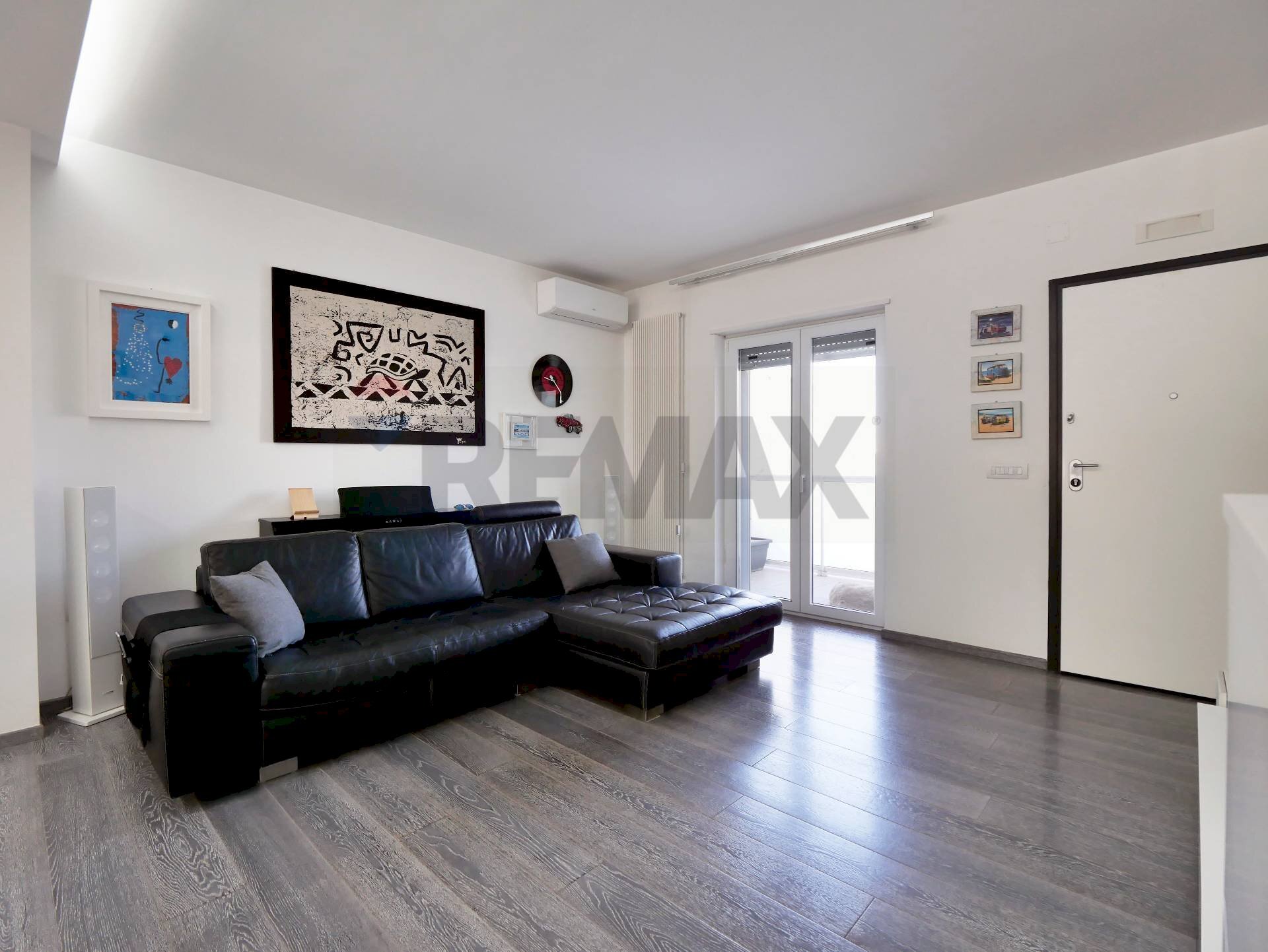 Soggiorno - Four-room apartment Via degli Impagliatori
14, Giovinazzo - photo 3