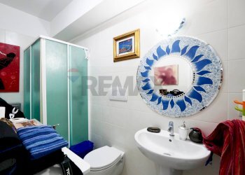 Bagno - Four-room apartment Via degli Impagliatori
 
14, Giovinazzo - photo 24