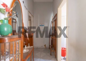 Hall / corridoio - Trilocale Via Favitta
 
16, Caltagirone - foto 3