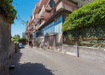 Edificio all\'aperto - Trilocale Via San Nullo
 
15, Catania - foto 23