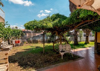 Giardino - Casa semi indipendente Via degli Oleandri
 
20, San Pietro Clarenza - foto 6