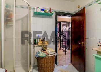Bagno - Casa semi indipendente Via degli Oleandri
 
20, San Pietro Clarenza - foto 15