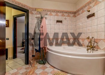 Bagno - Casa semi indipendente Via degli Oleandri
 
20, San Pietro Clarenza - foto 19