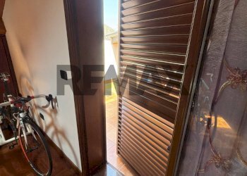 Hall / corridoio - Semi-detached house Via Santa Margherita
 
5, Paterno - photo 19