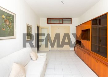 Soggiorno - Semi-detached house Via Policastro
 
128, Catania - photo 8