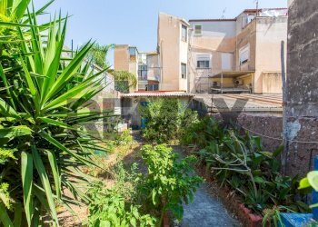 Giardino - Semi-detached house Via Policastro
 
128, Catania - photo 27
