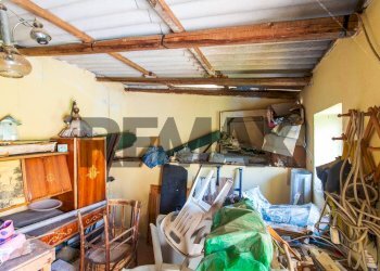 Dispensa di stoccaggio - Semi-detached house Via Policastro
 
128, Catania - photo 33