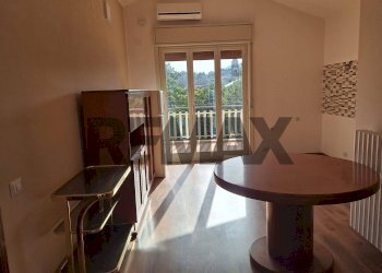 Sala da pranzo - Attic Via Santa Maria della Stella
 
4, Pedara - photo 3