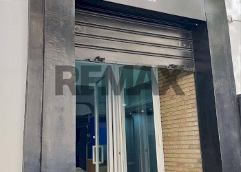Edificio all\'aperto - Attività Commerciale Viale Della Libertà
150, Catania - foto 3