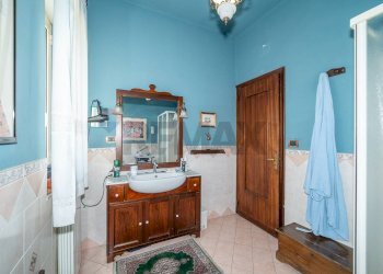 Bagno - Villa Vicolo degli Aranci
 
11, Tremestieri Etneo - photo 58