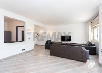 Soggiorno - Appartamento Viale Della Costituzione
19, Catania - foto 4