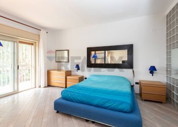 Camera / camera da letto - Appartamento Viale Della Costituzione
19, Catania - foto 6