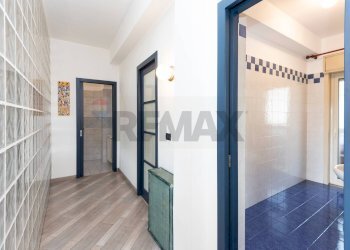 Hall / corridoio - Appartamento Viale Della Costituzione
19, Catania - foto 15