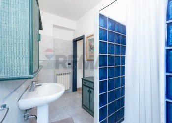 Bagno - Appartamento Viale Della Costituzione
19, Catania - foto 17