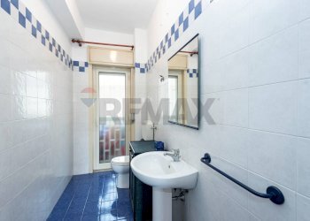 Bagno - Appartamento Viale Della Costituzione
19, Catania - foto 18