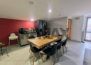Sala da pranzo - Appartamento via Dolomiti
 
38, Desio - foto 4