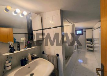 Bagno - Appartamento via Dolomiti
 
38, Desio - foto 16