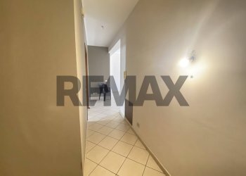 Hall / corridoio - Four-room apartment Via Salvatore Quasimodo
 
12, Sant'Agata Li Battiati - photo 13