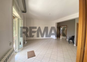 Stanza vuota - Four-room apartment Via Salvatore Quasimodo
 
12, Sant'Agata Li Battiati - photo 14