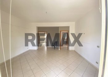 Stanza vuota - Four-room apartment Via Salvatore Quasimodo
 
12, Sant'Agata Li Battiati - photo 15