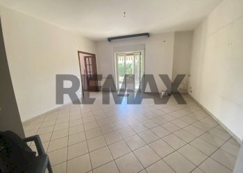 Stanza vuota - Four-room apartment Via Salvatore Quasimodo
 
12, Sant'Agata Li Battiati - photo 16
