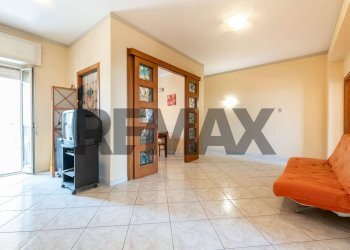 Soggiorno - Quadrilocale Via Del Bosco
 
137, Catania - foto 1