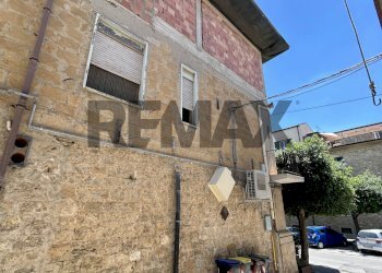 Edificio all\'aperto - Independent house Pecorella
 
1, Mazzarino - photo 1