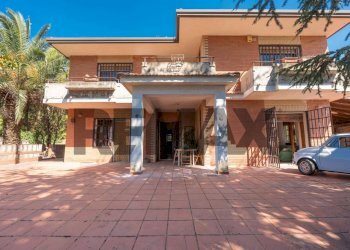 Casa all\'aperto - Villa Viale Dello Sport
 
52, Trecastagni - photo 1