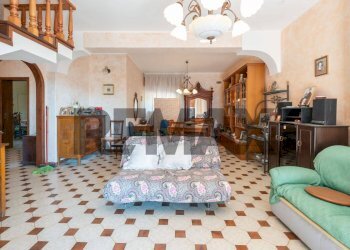 Sala da pranzo - Villa Viale Dello Sport
 
52, Trecastagni - photo 28