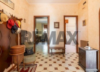 Hall / corridoio - Villa Viale Dello Sport
 
52, Trecastagni - photo 31