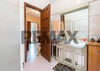Bagno - Villa Viale Dello Sport
 
52, Trecastagni - photo 36
