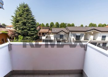 Balcone - Quadrilocale Via Unità D'Italia
 
34, Olgiate Olona - foto 11