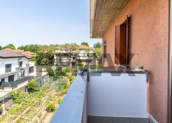 Balcone - Quadrilocale Via Unità D'Italia
 
34, Olgiate Olona - foto 12