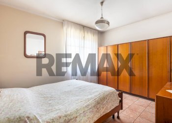 Camera / camera da letto - Quadrilocale Via Unità D'Italia
 
34, Olgiate Olona - foto 13