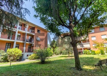 Edificio all\'aperto - Quadrilocale Via Unità D'Italia
 
34, Olgiate Olona - foto 32
